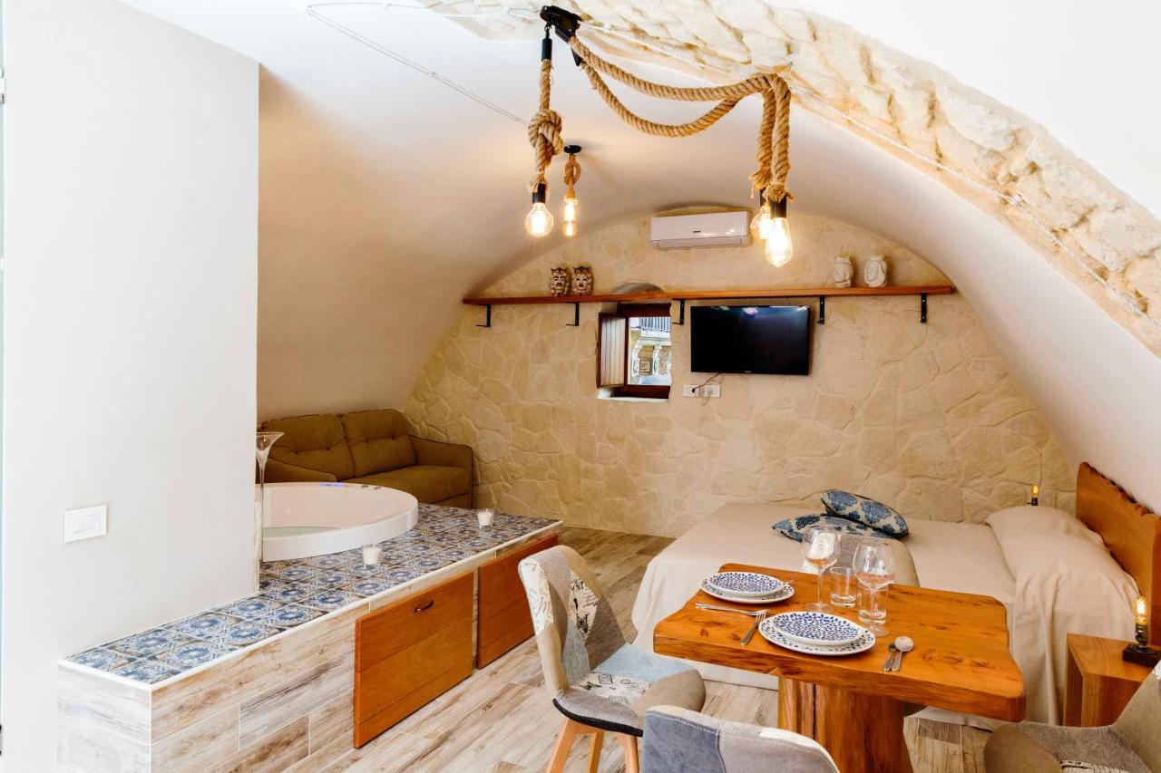 Il Galletto Viola, Luxury Room & Suite Palazzolo Acreide Exteriör bild